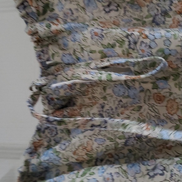 MINKPINK Sabina Floral A-Line Mini Dress size L - Picture 4 of 10